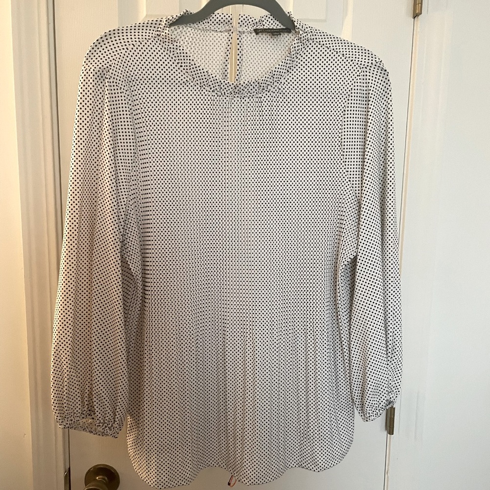 Adrianna Papell black and white blouse Size L